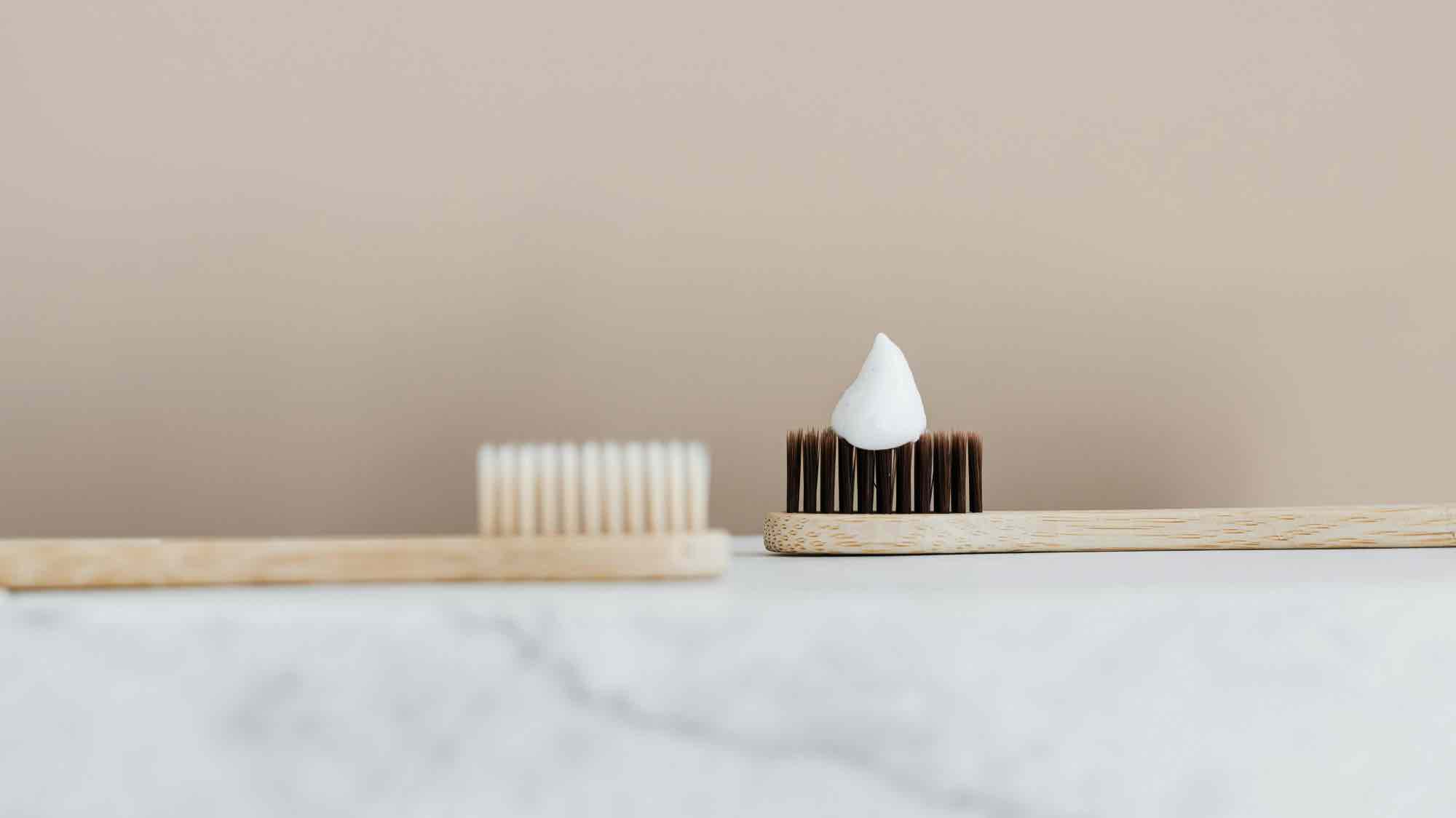 Zahnbürste weiß Schwarz